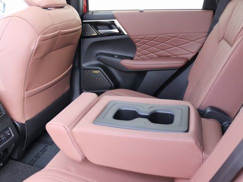 New 2025 Mitsubishi Outlander SEL image 20