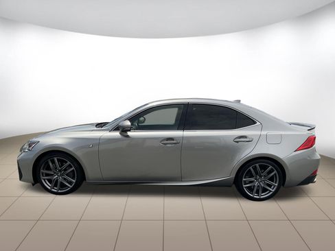 Used 2018 Lexus IS 350 AWD image 4