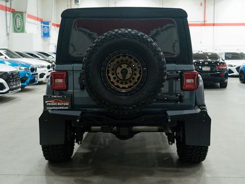 Used 2024 Jeep Wrangler Unlimited Rubicon 4xe w/ Convenience Group image 5