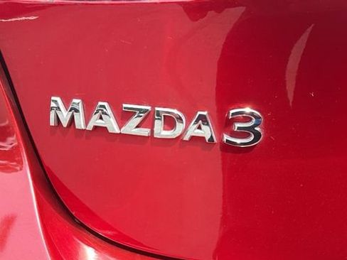 Used 2024 MAZDA MAZDA3 s FWD image 13