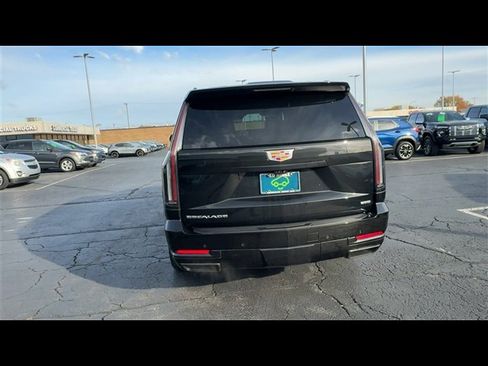 Certified 2025 Cadillac Escalade ESV Sport w/ Touring Package image 7