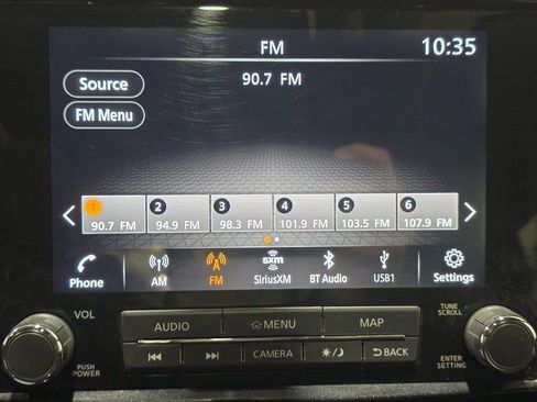 Used 2022 Nissan Frontier PRO-4X AWD/4WD image 3