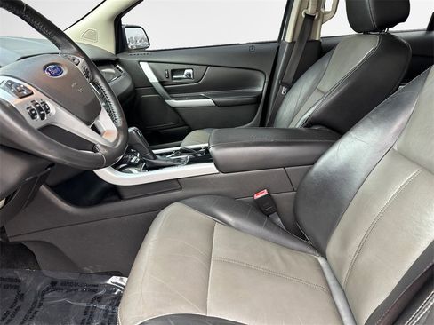 Used 2013 Ford Edge Sport w/ Driver Entry Pkg image 12