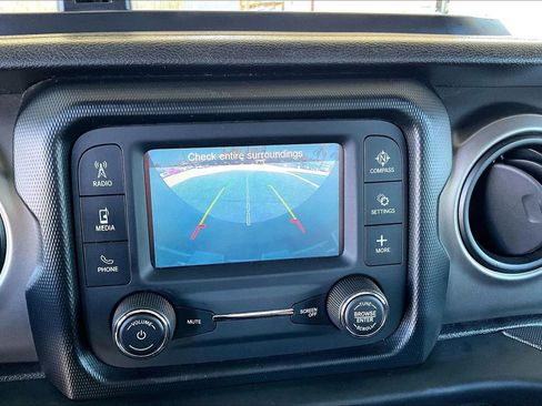 Used 2019 Jeep Wrangler Unlimited Sport S AWD/4WD image 13