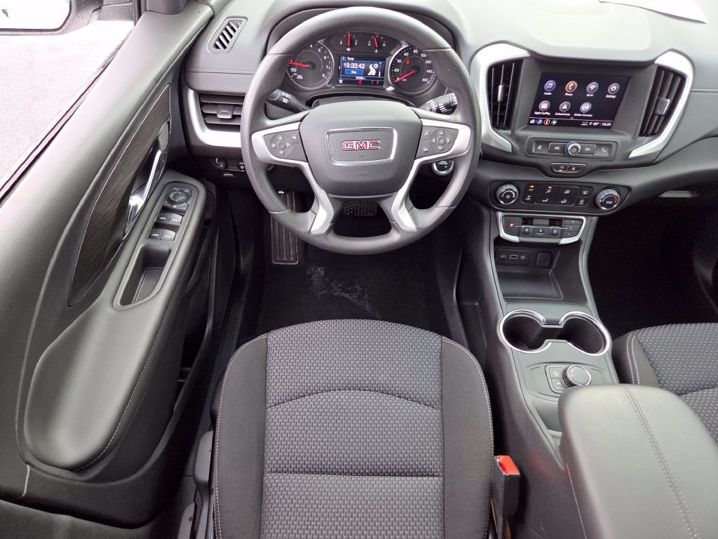 Used 2023 GMC Terrain SLE FWD image 27