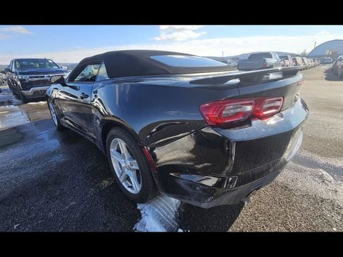 Used 2023 Chevrolet Camaro LT w/ Technology Package image 4