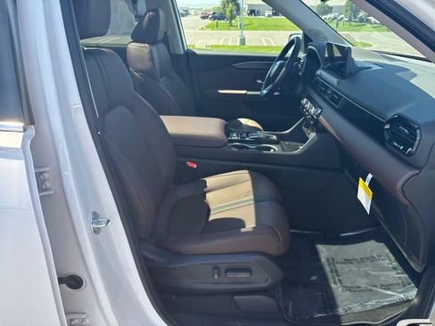 New 2026 Honda Pilot image 23