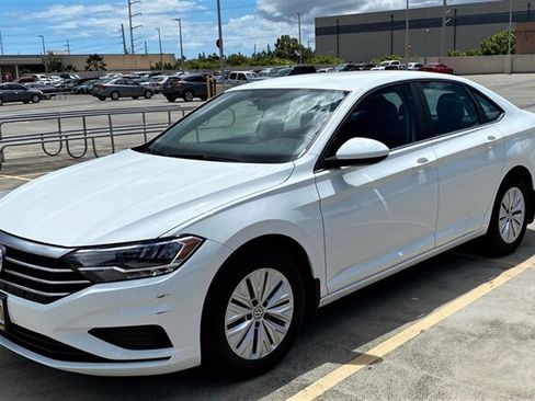 Used 2019 Volkswagen Jetta S w/ Driver Assistance Package FWD image 1