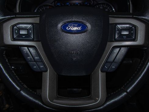 Used 2020 Ford Expedition Max XLT w/ Equipment Group 202A AWD/4WD image 12