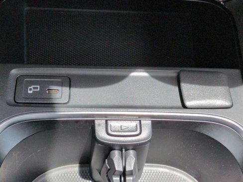 Certified 2022 Mercedes-Benz GLA 250 image 22