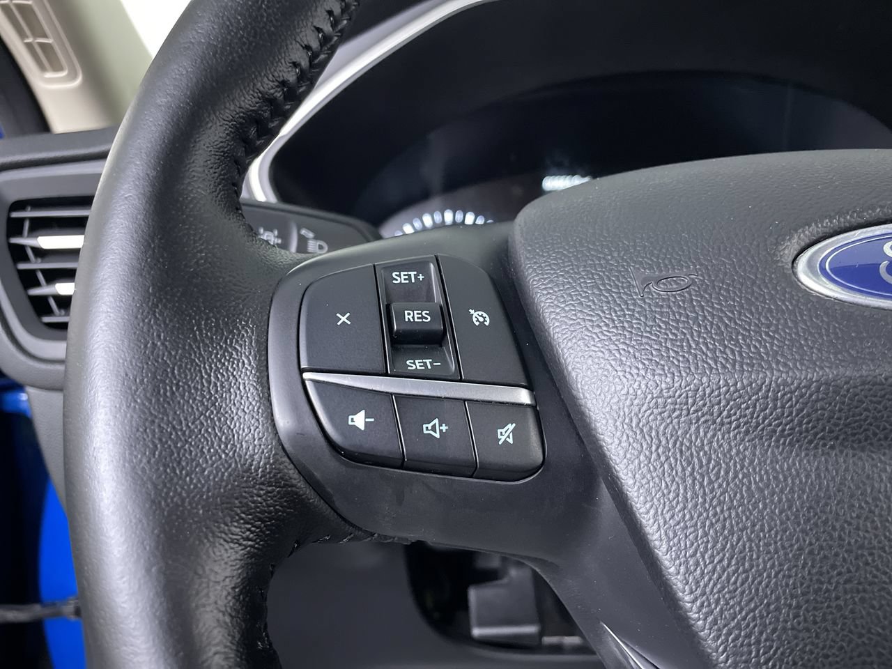 Used 2020 Ford Escape SEL AWD/4WD image 26