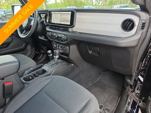 Certified 2025 Jeep Wrangler Sport AWD/4WD image 9