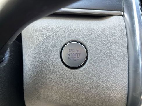 Used 2022 Kia Sorento SX image 17