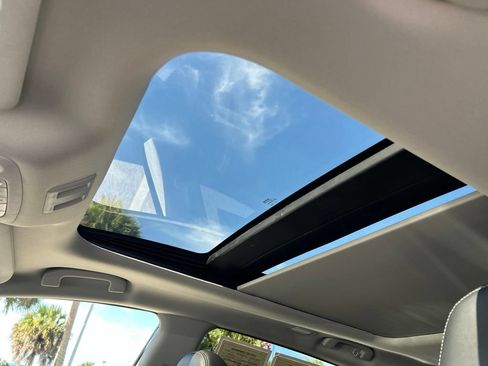 Certified 2024 Nissan Murano Platinum w/ Cargo Package FWD image 22