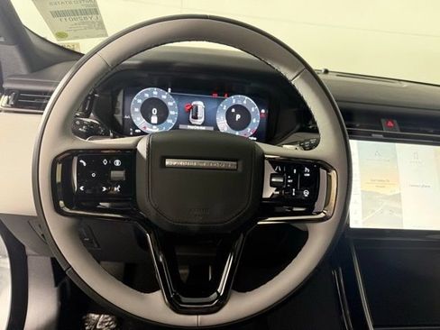 Used 2026 Land Rover Range Rover Velar Dynamic SE AWD/4WD image 16