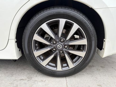 Used 2017 Nissan Altima 2.5 SL image 24