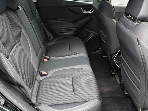 Used 2023 Subaru Forester Premium AWD/4WD image 44