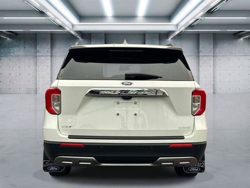 Certified 2023 Ford Explorer XLT w/ Equipment Group 202A AWD/4WD image 5