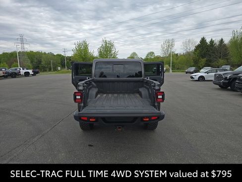 Used 2022 Jeep Gladiator Mojave w/ Dual Top Group AWD/4WD image 15