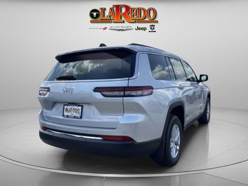 New 2025 Jeep Grand Cherokee L Laredo image 8