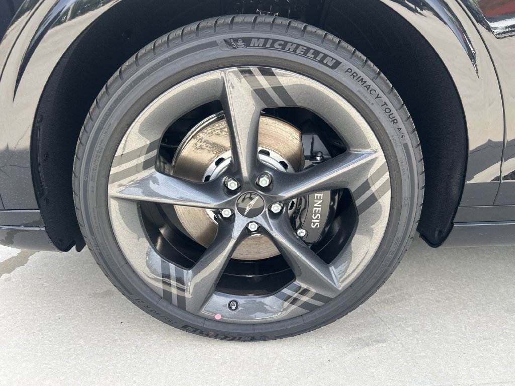 New 2026 Genesis GV70 2.5T Sport Prestige AWD/4WD image 11