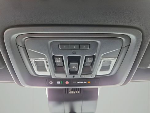 Used 2026 GMC Sierra 2500 AT4X w/ LPO, Black Badging Package image 43