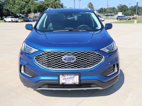 Used 2024 Ford Edge SEL w/ Convenience Package AWD/4WD image 2