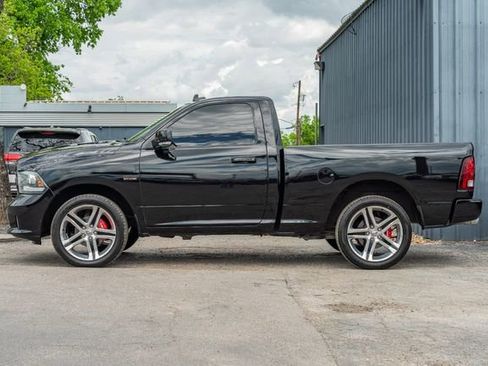 Used 2014 RAM 1500 Sport RWD image 3