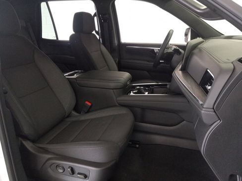 Used 2026 Chevrolet Tahoe LS w/ LPO, Dark Essentials Package AWD/4WD image 19