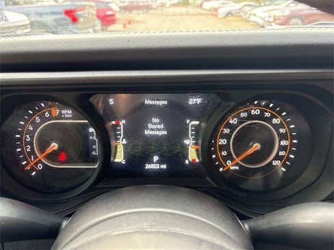 Used 2024 Jeep Gladiator Mojave image 35