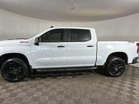 Used 2025 Chevrolet Silverado 1500 LT Trail Boss AWD/4WD image 5