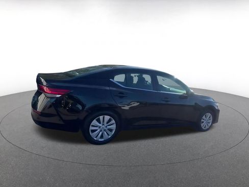 Used 2025 Nissan Sentra S image 14