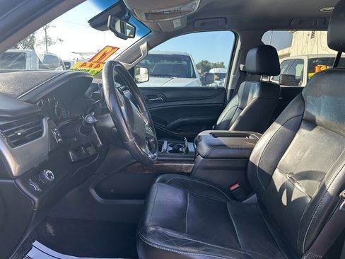 Used 2017 Chevrolet Suburban LT image 15