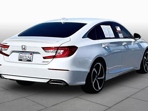 Used 2020 Honda Accord Sport image 12