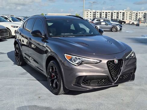 Used 2022 Alfa Romeo Stelvio Quadrifoglio w/ Active Assist Plus Package image 8