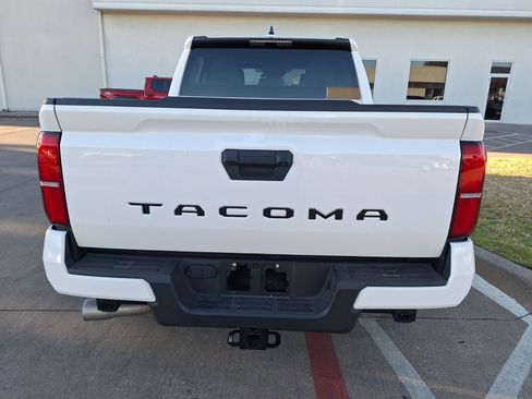 Used 2024 Toyota Tacoma SR5 image 5