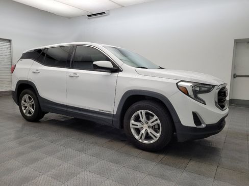 Used 2018 GMC Terrain SLE image 11