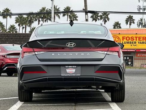 New 2026 Hyundai Elantra Sport image 7
