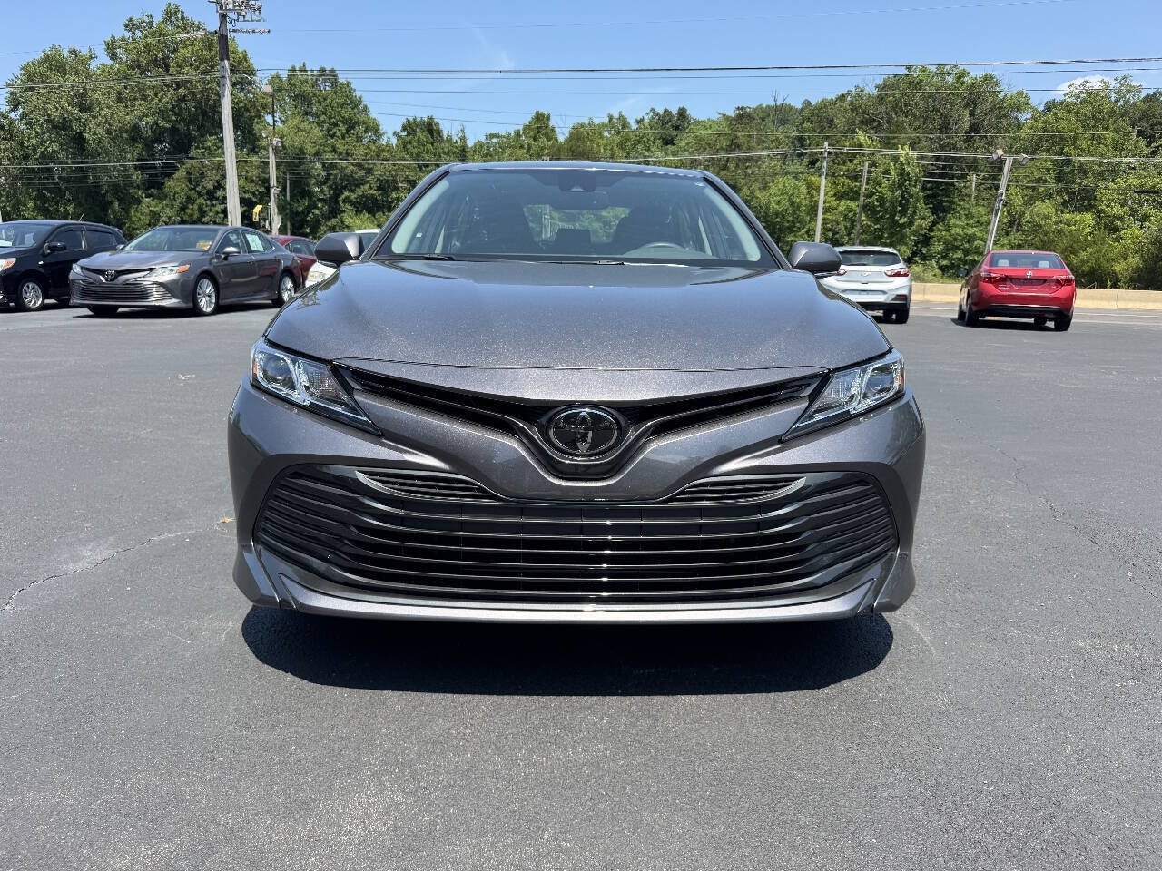 Used 2020 Toyota Camry LE w/ Convenience Package FWD image 3