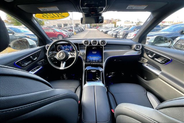 Used 2026 Mercedes-Benz GLC 300 4MATIC image 12