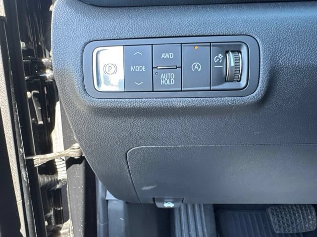 Used 2026 GMC Terrain AT4 w/ LPO, Floor Liner Package AWD/4WD image 15