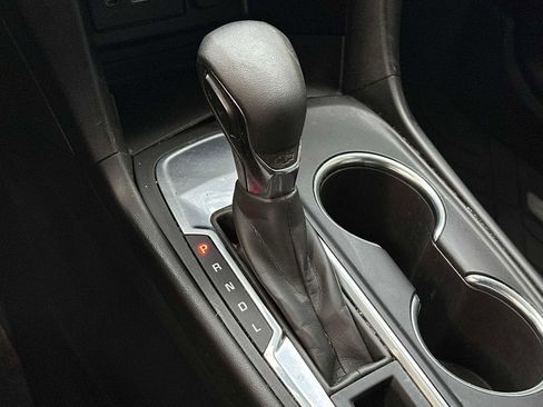 Used 2022 Chevrolet Equinox LS w/ Driver Confidence II Package image 24