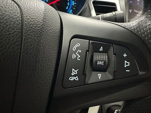 Used 2015 Chevrolet Cruze LT FWD image 20