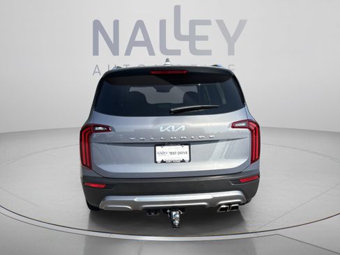 Used 2022 Kia Telluride EX w/ EX Premium Package FWD image 5