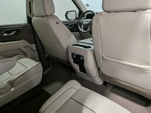 Used 2024 GMC Yukon Denali w/ Max Trailering Package AWD/4WD image 19