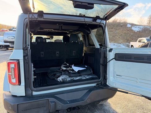 Used 2023 Ford Bronco Outer Banks image 24