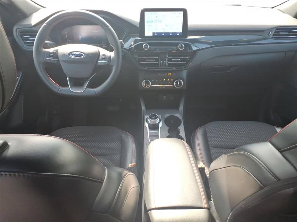 Used 2025 Ford Escape ST-Line FWD image 25