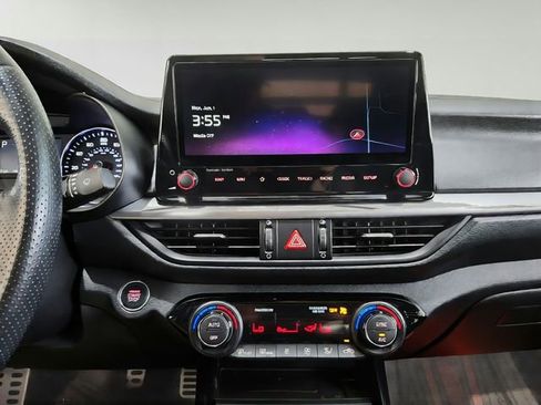 Certified 2023 Kia Forte GT-Line w/ GT-Line Premium Package FWD image 18