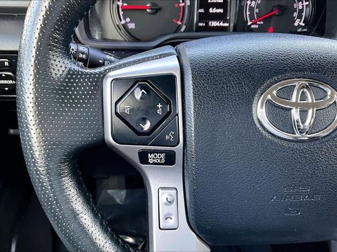 Certified 2024 Toyota 4Runner SR5 Premium image 24