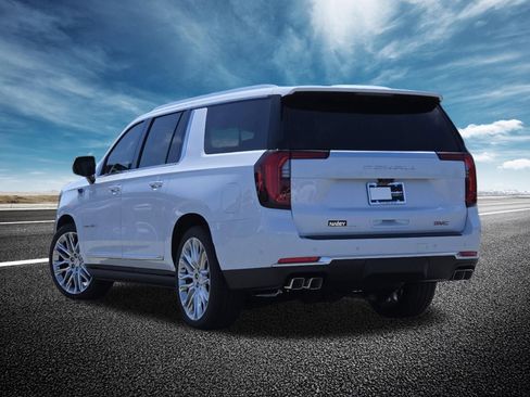 New 2026 GMC Yukon XL Denali w/ Denali Reserve Package AWD/4WD image 23